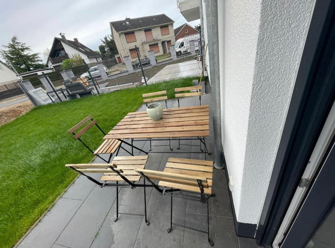 Gemuetliche Apartments Direkt An Der Grenze Von Hamburg Norderstedt Exterior foto